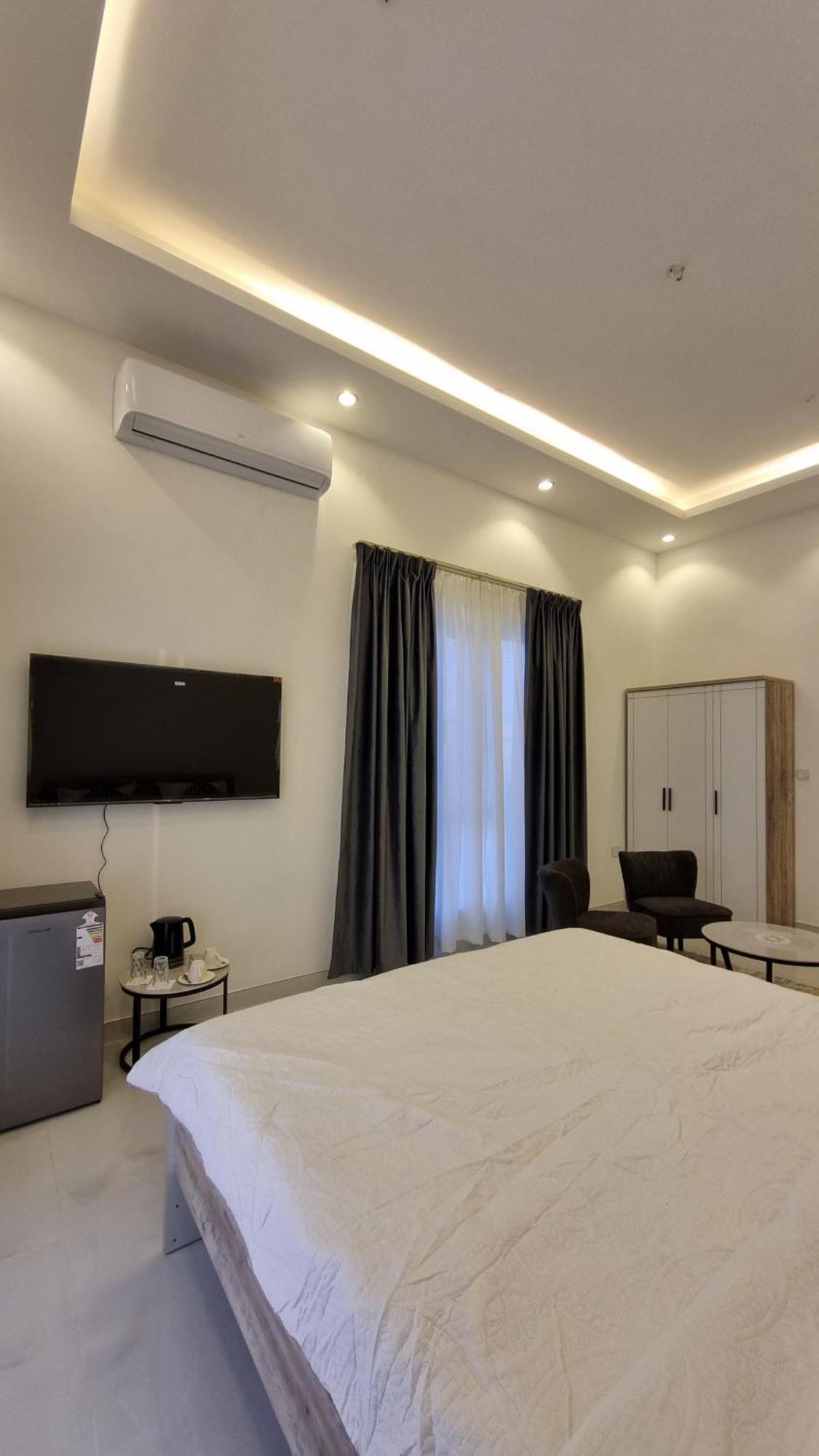 Elizabeth Hostel Muscat Exterior photo